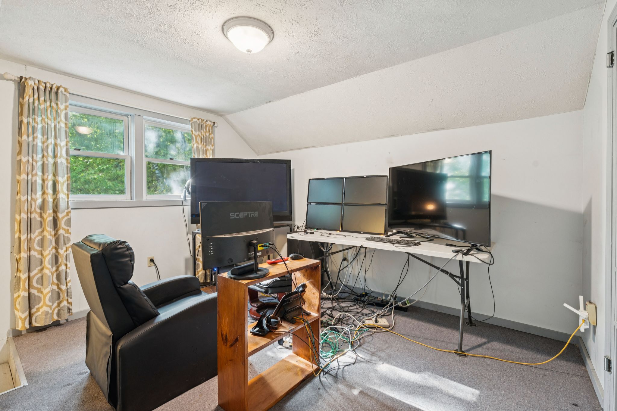 856 2nd NH Turnpike, Hillsborough NH — Photo 5