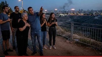 חשש בקרב תושבי גבעות בר: צרורות ירי כבדים נשמעו מהיישוב רהט הסמוך - תושבי היישוב גבעות בר שבנגב מדווחים על אירועי ירי חריגים ומתמשכים מכיוון העיר רהט הסמוכה. התושבים מביעים דאגה עמוקה מהמצב הביטחוני ומטוענים כי תחושת הביטחון האישי שלהם נפגעה אנושות.
