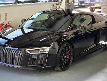 Audi R8 after 1-stage polish and ceramic coating in Northampton