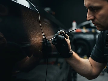 Scratch Repair at VEIZ in Northampton