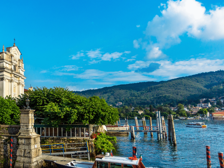 Lake Maggiore Boat Tour: Villas, Monasteries & Island Views