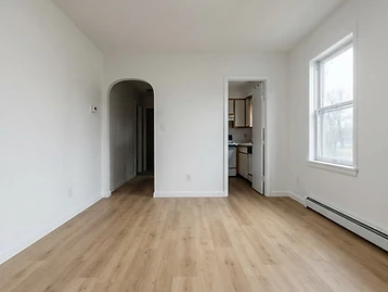 Living Room Make-Ready — after