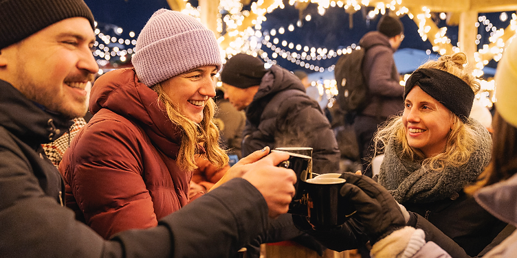 Zuger Weihnachtsmarkt am Alpenquai