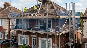 Roofing access and edge protection scaffolding in Hinckley