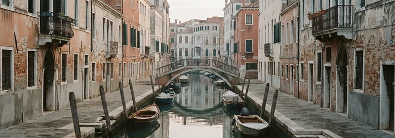 Palaces Worth the Day