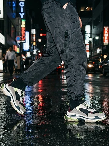 SHOES