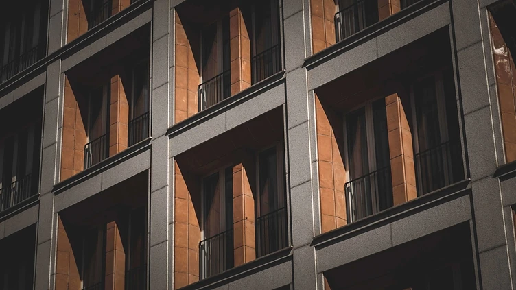 OAKS GROUP SA | Image Aufstockung im urbanen Raum: Innovative Strategie gegen die Wohnkrise. Von Ramzi Chamat