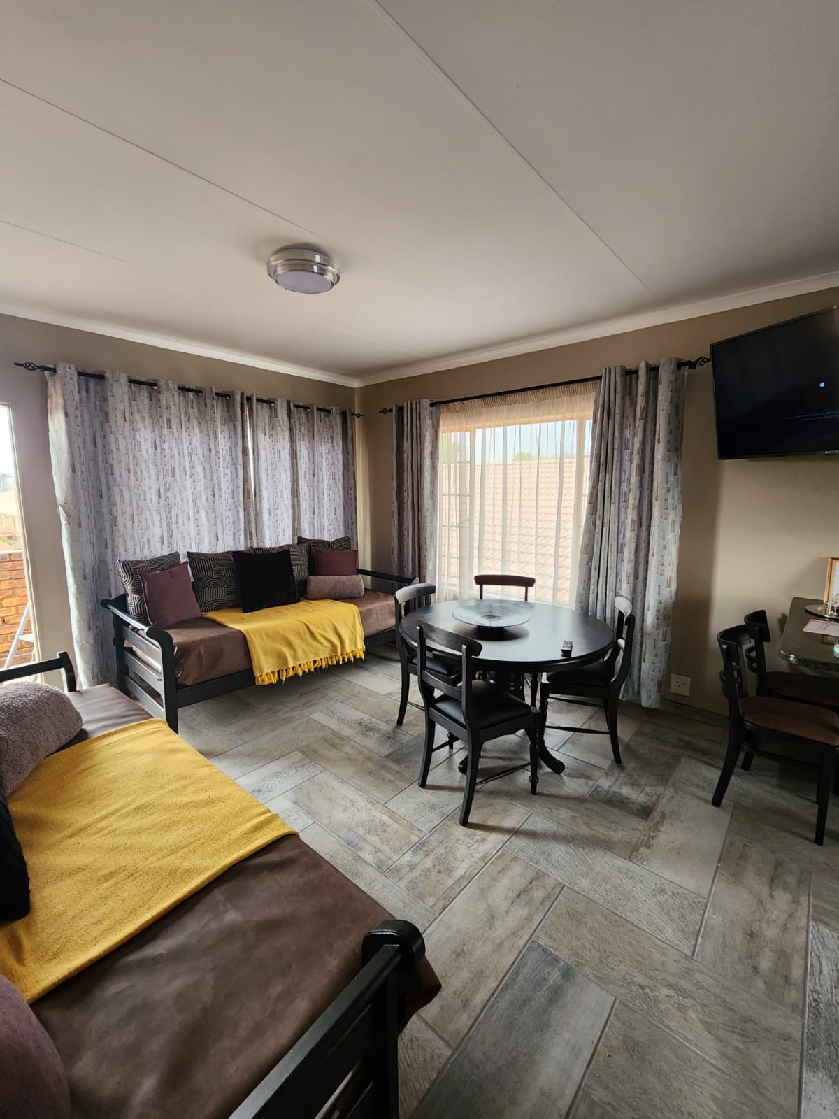 Rudman Townhouses self-catering accommodation