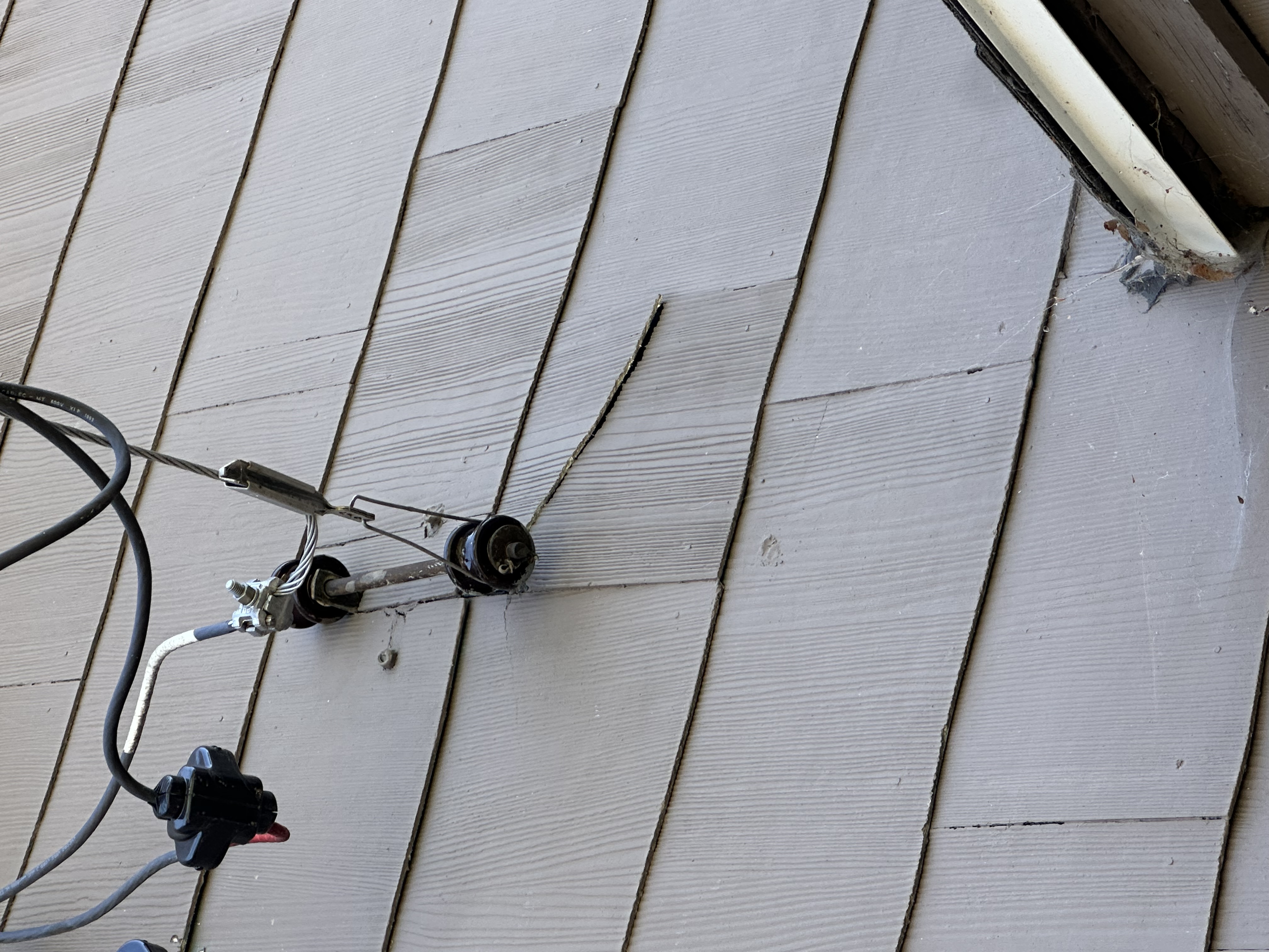 Asbestos-containing siding shingles on a Minnesota home