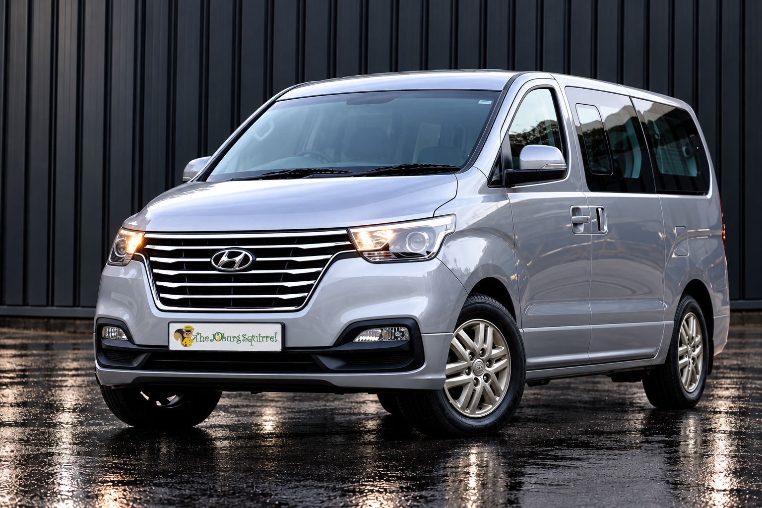 Hyundai H1 — Representative model photo