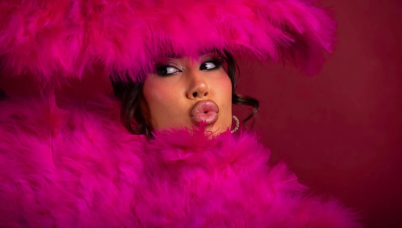 Showgirl confidence