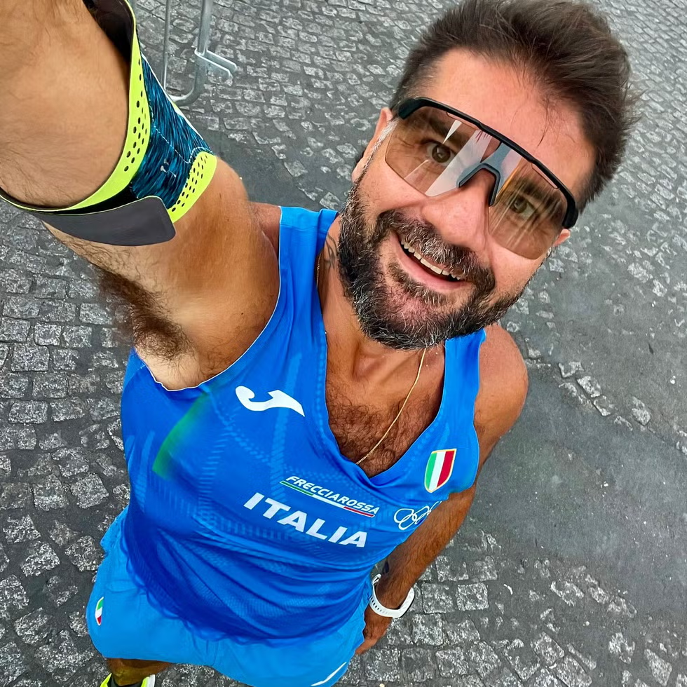 Il fondatore con la maglia azzurra della Nazionale Italiana