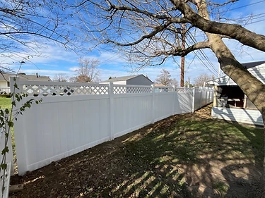 White Vinyl Privacy Fence with Lattice Top