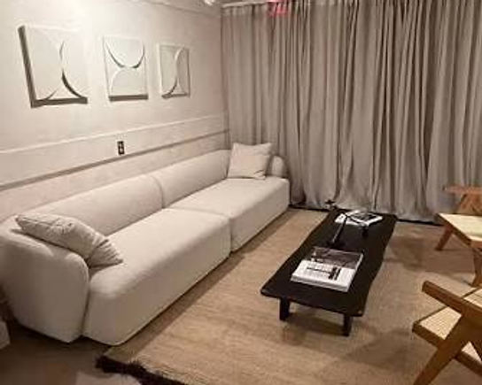 Guest lounge · another view