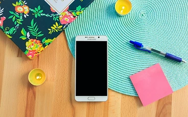 Screens vs. No Screens on Vacation: Finding the Right Balance for Your Getaway