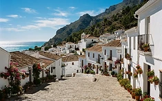 French Vintage Citroën Rally Completes Andalusian Tour in Mijas Pueblo