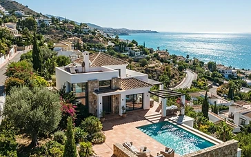 Fuengirola Independent Villa Prices Climb 7.7% in Autumn Surge