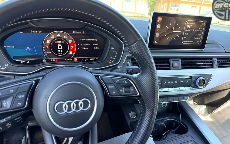 Audi Virtual Cockpit with CarPlay navigation and media