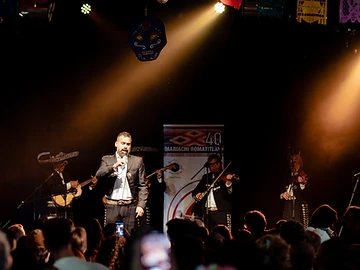 Concerto dal vivo durante il Día de los Muertos Roma 2023.