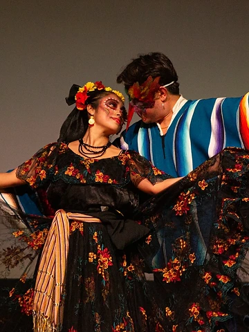 Coppia di danzatori sul palco