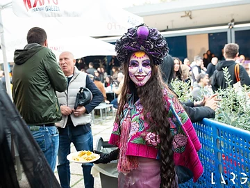 Una Catrina tra il pubblico