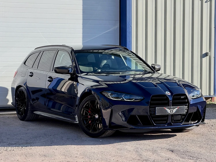 BMW M3 TOURING COMPETITION M XDRIVE — photo 1