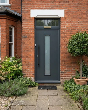 Smarts Signature aluminium entrance door in Anthracite Grey supplied and installed by Luminous Glazing
