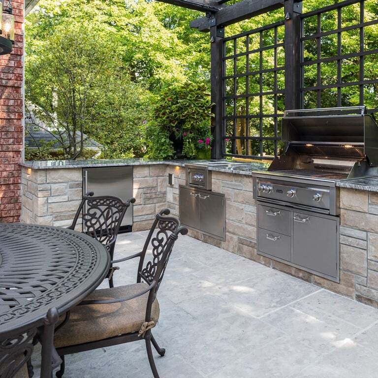 Outdoor Kitchens