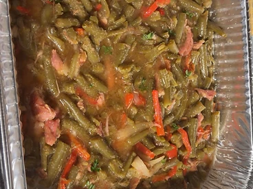 Seasoned string beans with peppers and onions