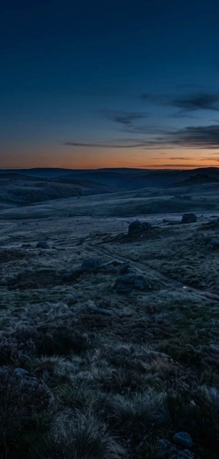 Plateau de l'Aubrac à l'heure bleue