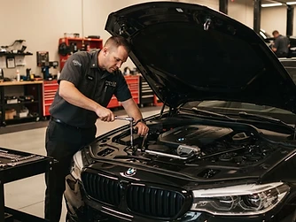 BMW dans l'atelier RM CUSTOM