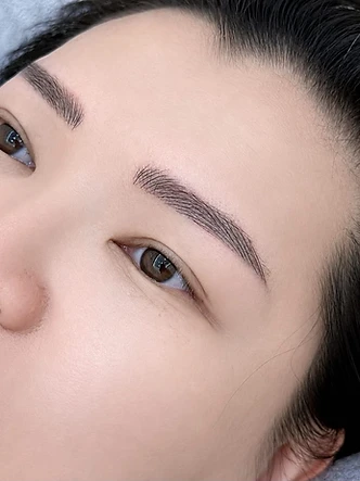 Brows beauty work by SW Beauty — Eyebrow microblading — healed result