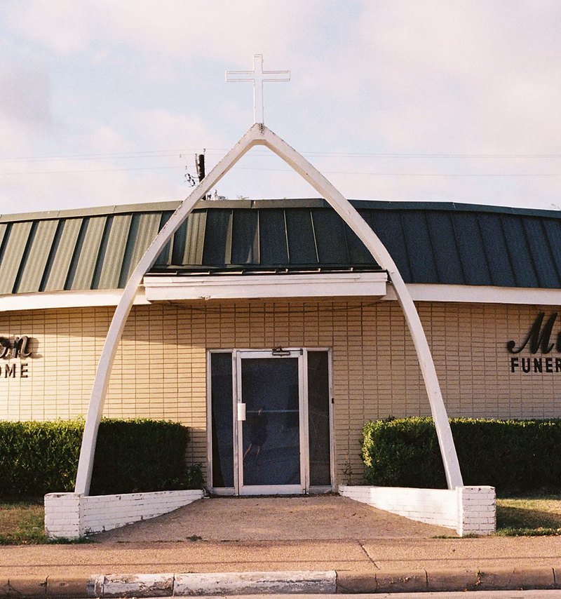 Funeral home website design: calm, welcoming funeral home exterior