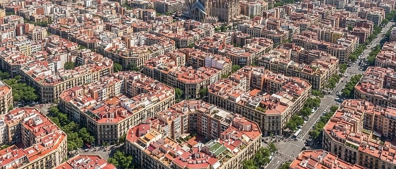 Barcelona podnosi podatek IBI dla mieszkań turystycznych, nieruchomości w Hiszpanii