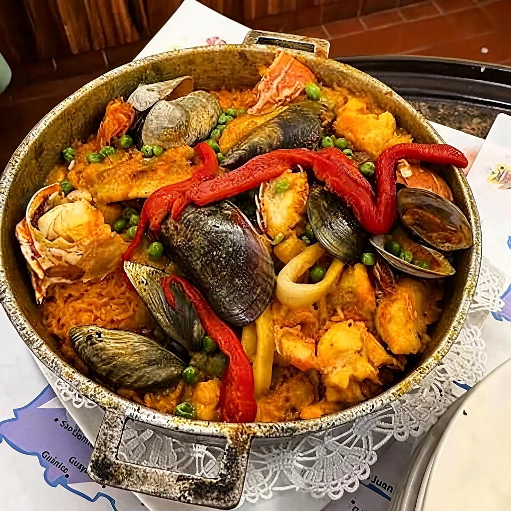 El Hipopótamo Restaurant & Delicatessen
