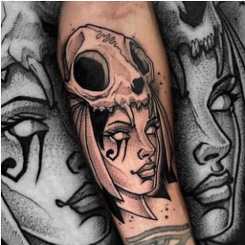 Black City Tattoo Plaza las Americas