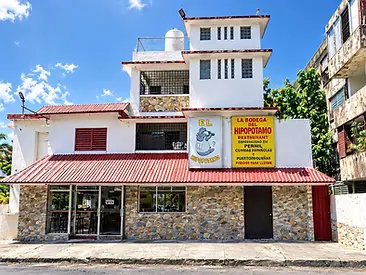 El Hipopótamo Restaurant & Delicatessen
