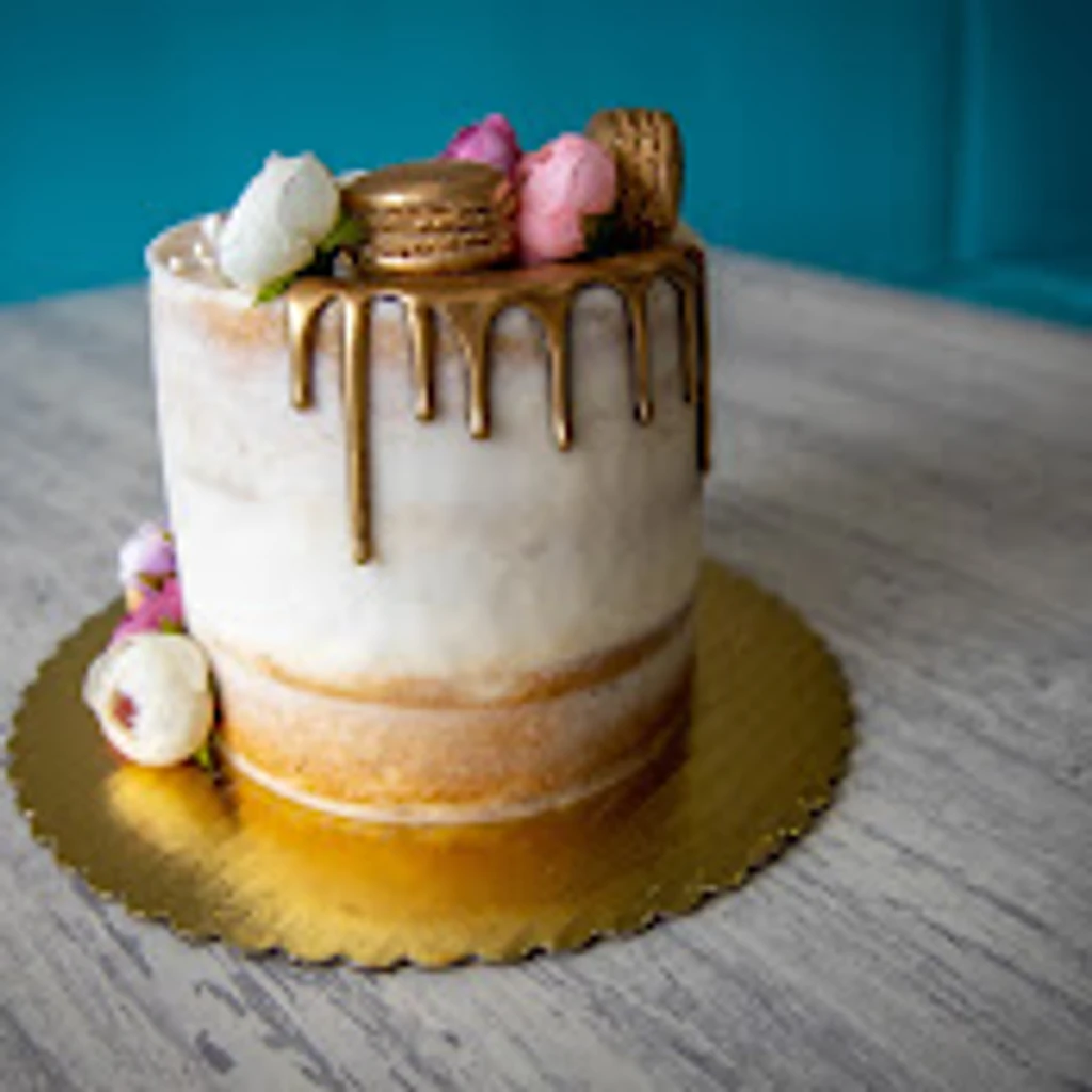 Super Cake Bakery