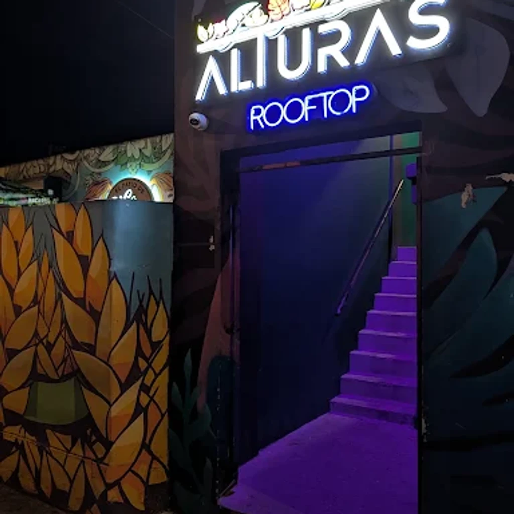 Alturas Rooftop