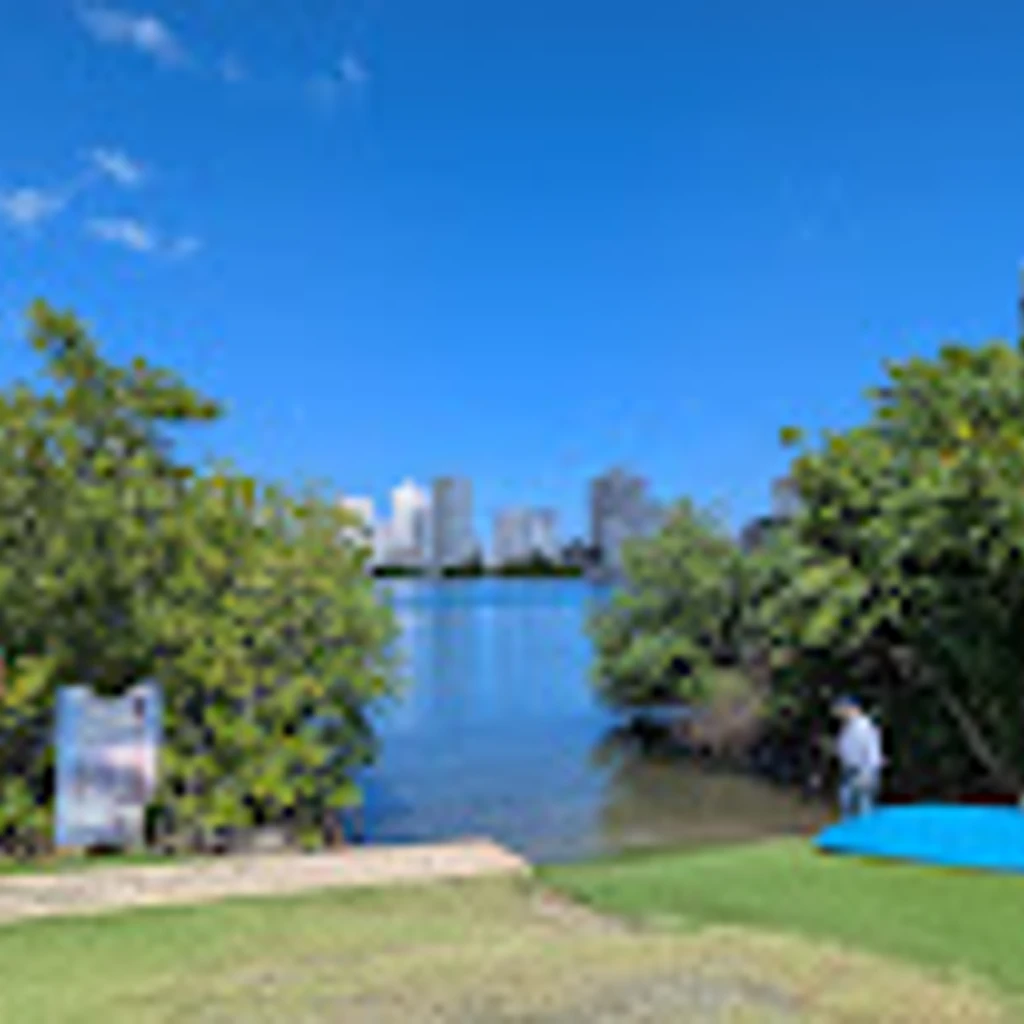 Laguna del Condado Jaime Benítez Community Park
