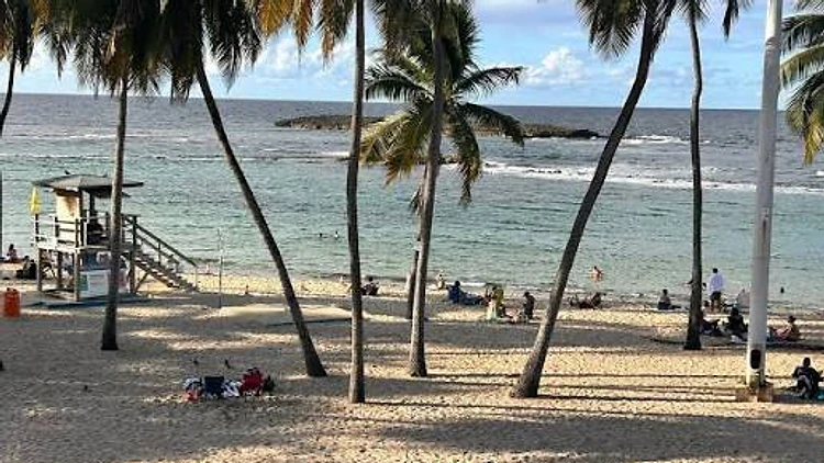Playita del Escambrón & La Ocho