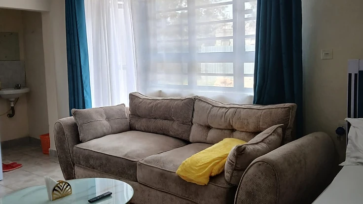 AIR BNB ALONG KAMAKIS BYPASS GREENSPOT AREA