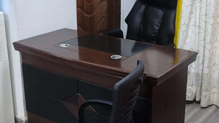Office Desk
