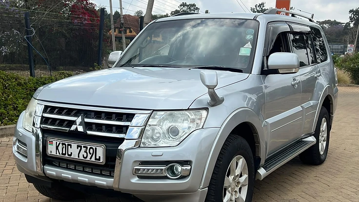 Mitsubishi Pajero Exceed