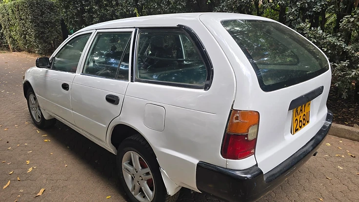 Toyota DX 102, Year 1999