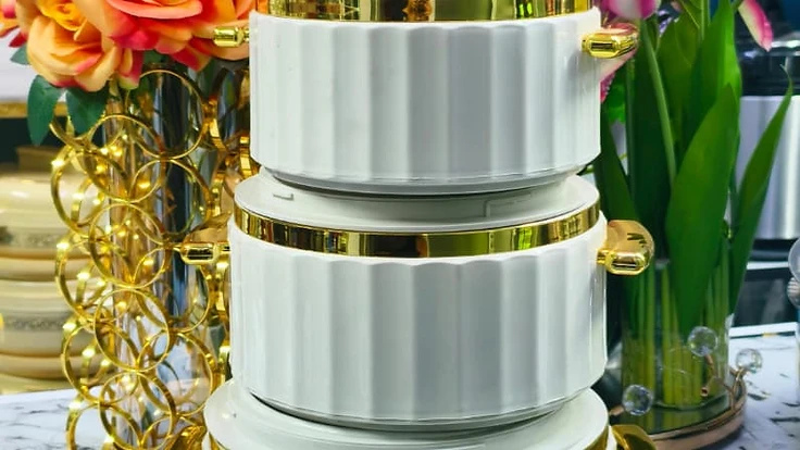 white hotpots