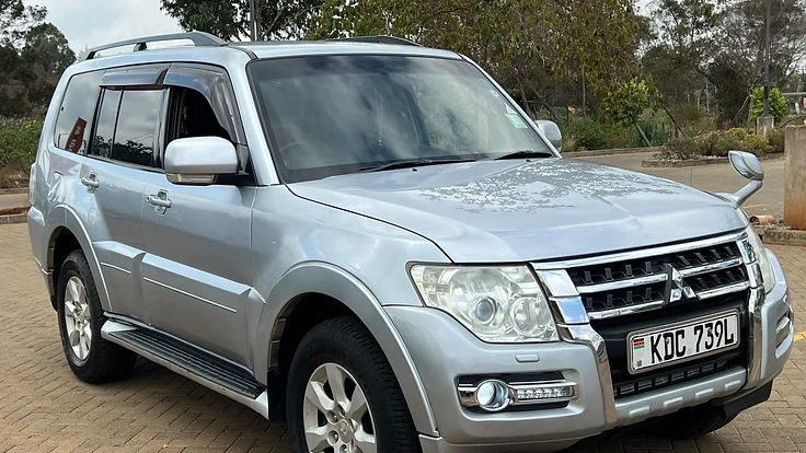 Mitsubishi Pajero Exceed