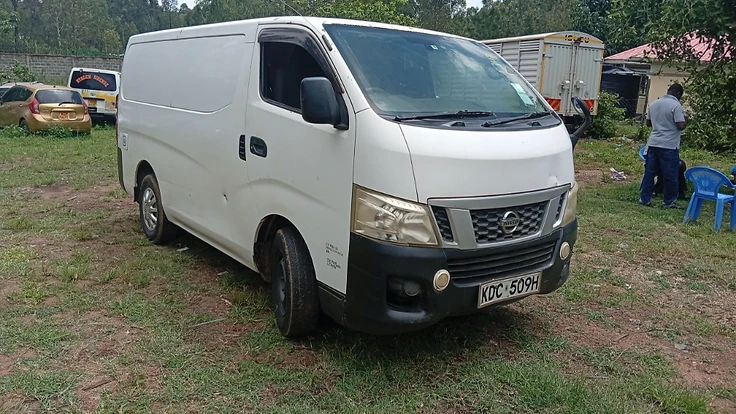NISSAN CARAVAN , 2013, 2500 CC,