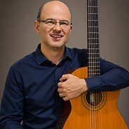 Leonardo Júnior, educador musical terapeuta