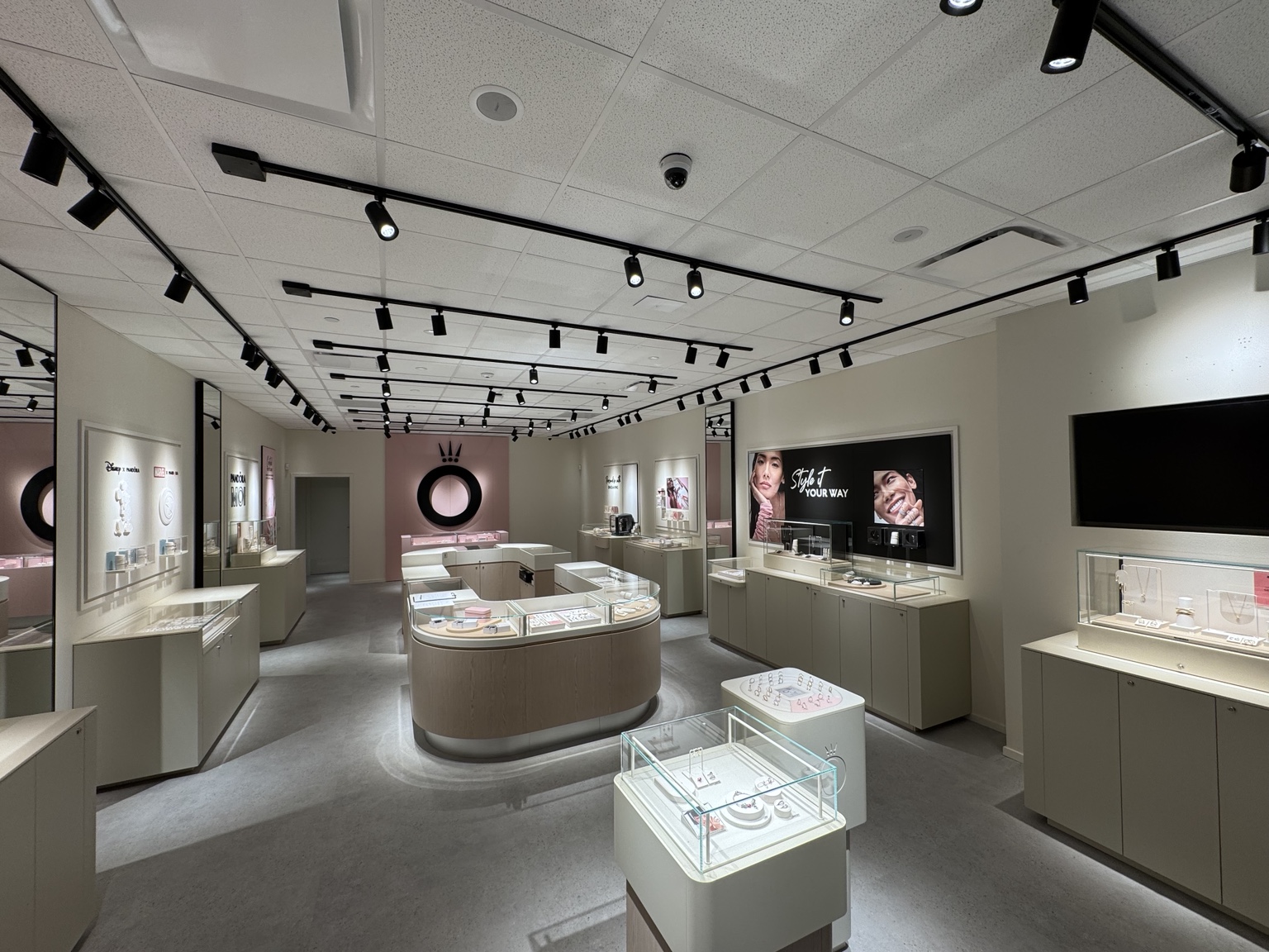 Pandora Jewelry